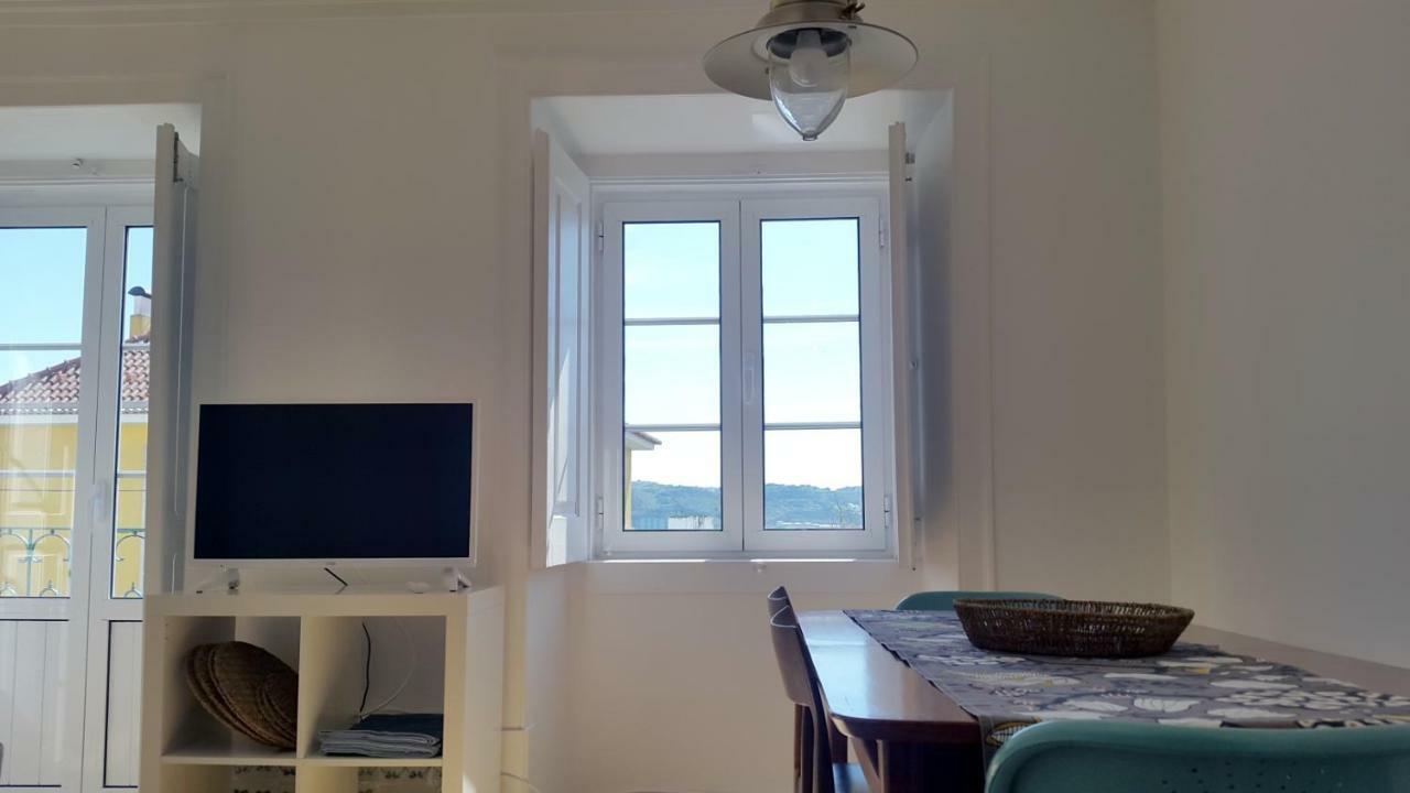 Apartamentos Tejo A Vista Лісабон Екстер'єр фото